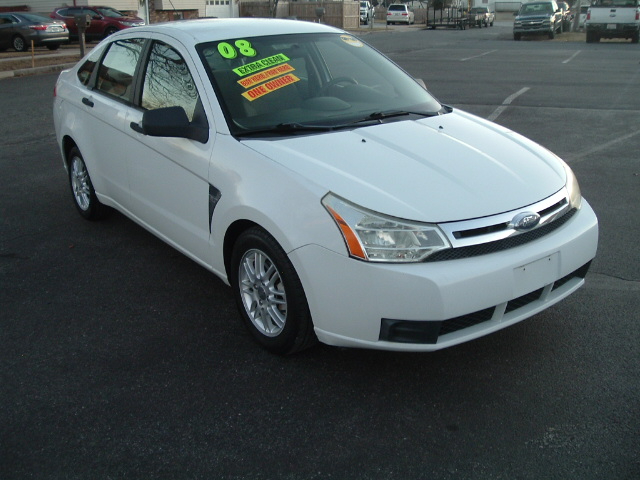 Ford Focus SE Sedan 2008