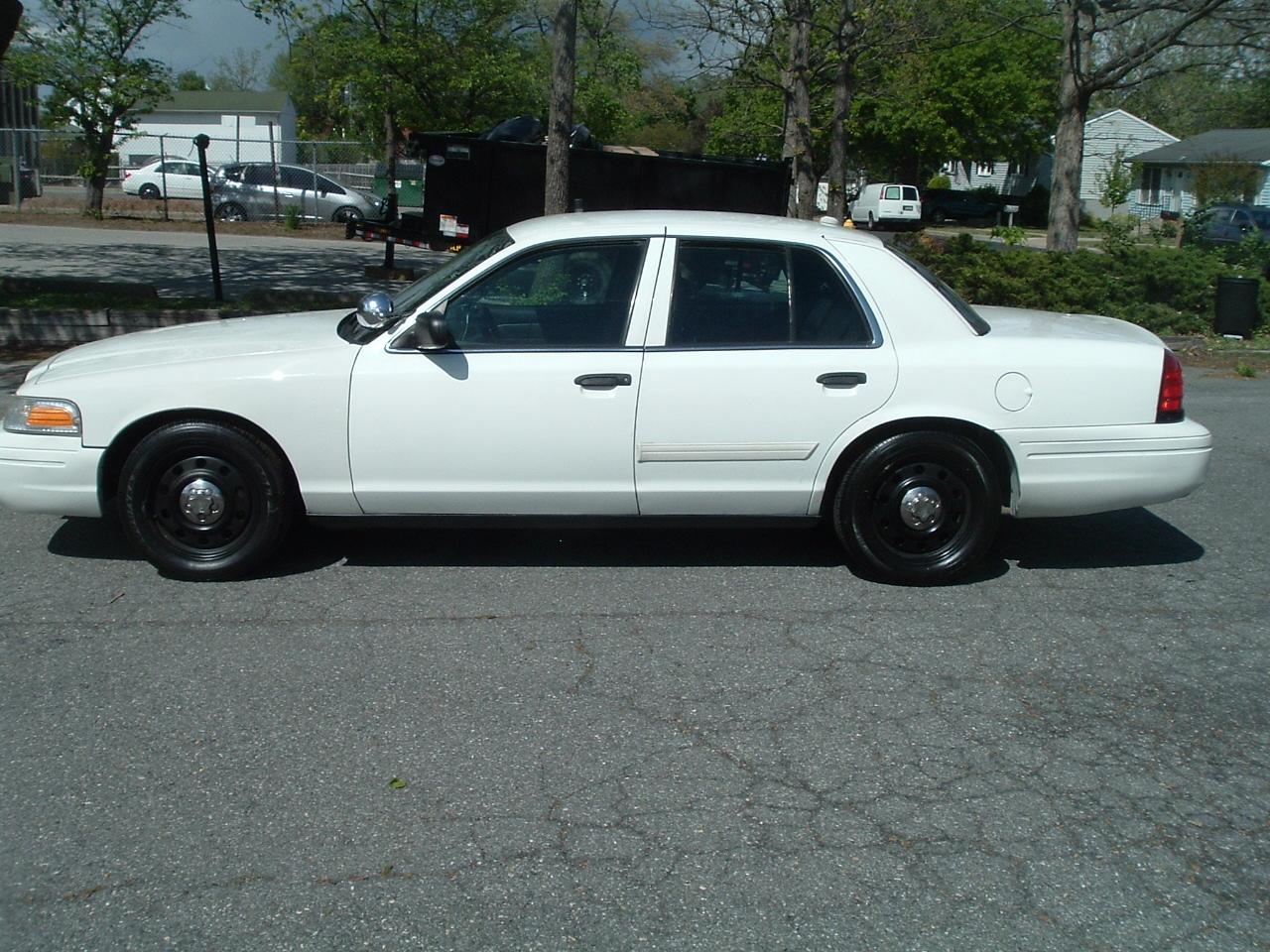 Ford Crown Victoria Police Interceptor 2010