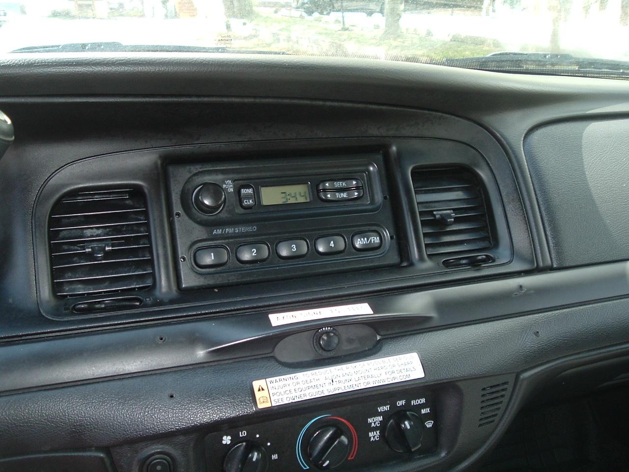 Ford Crown Victoria Police Interceptor 2010