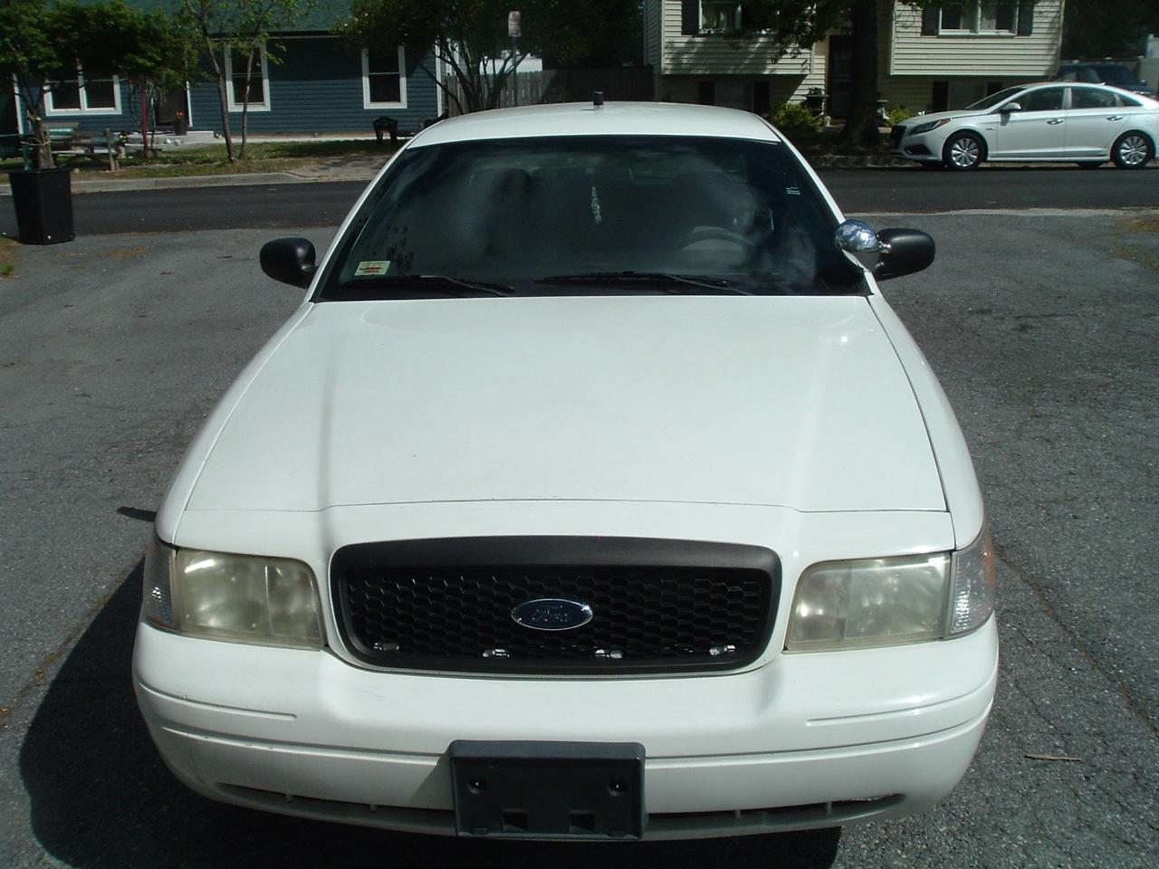 Ford Crown Victoria Police Interceptor 2010