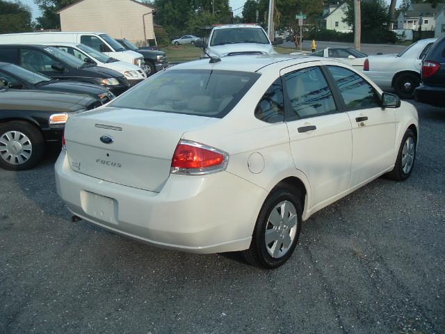Ford Focus S Sedan 2008