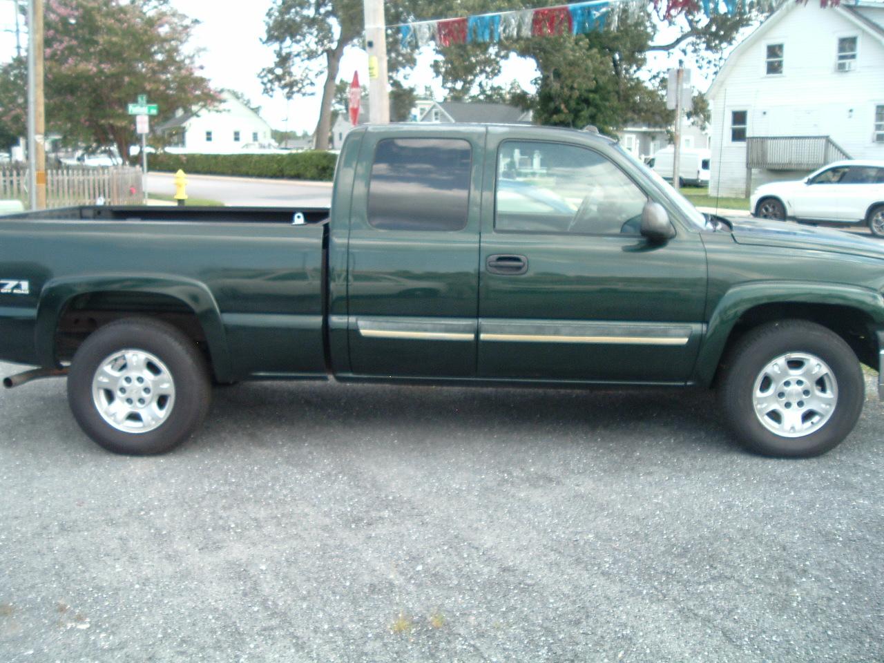 Chevrolet Silverado 1500 LT Ext. Cab 4-Door Short Bed 4WD 2004