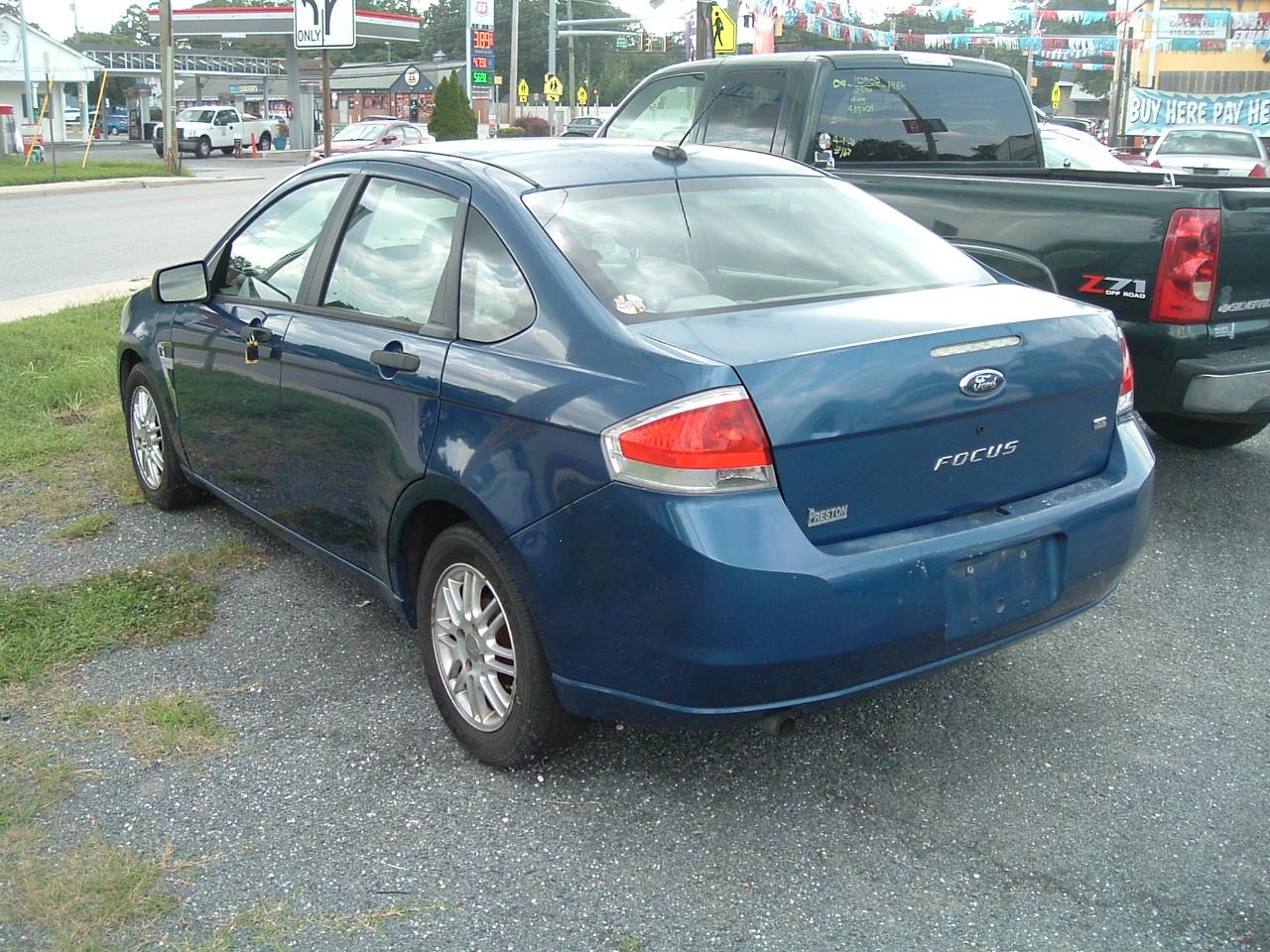 Ford Focus SE Sedan 2008