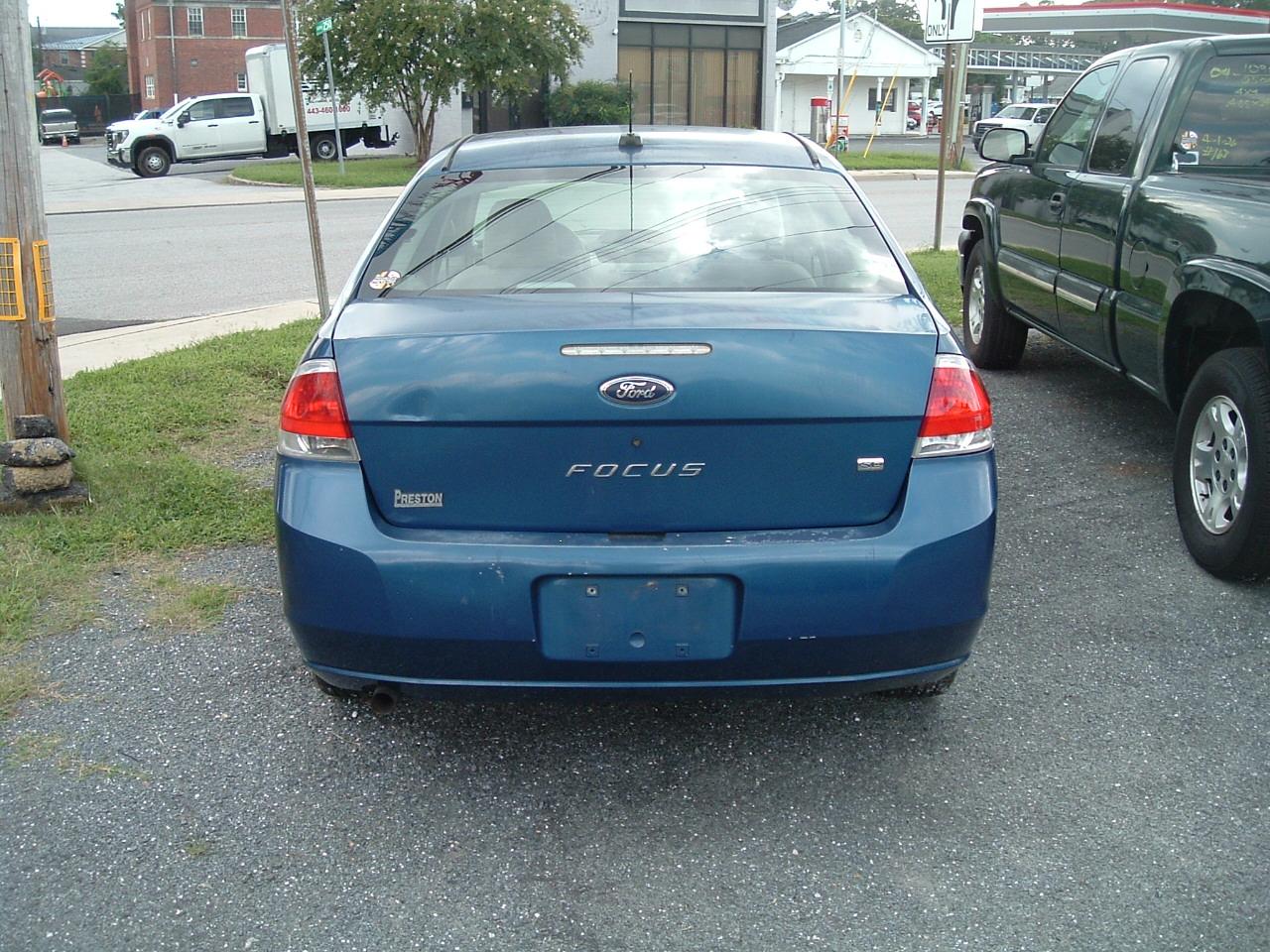 Ford Focus SE Sedan 2008