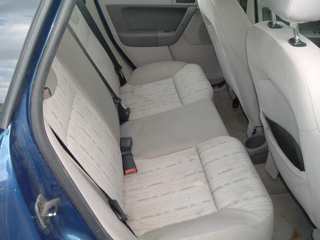 Ford Focus SE Sedan 2008