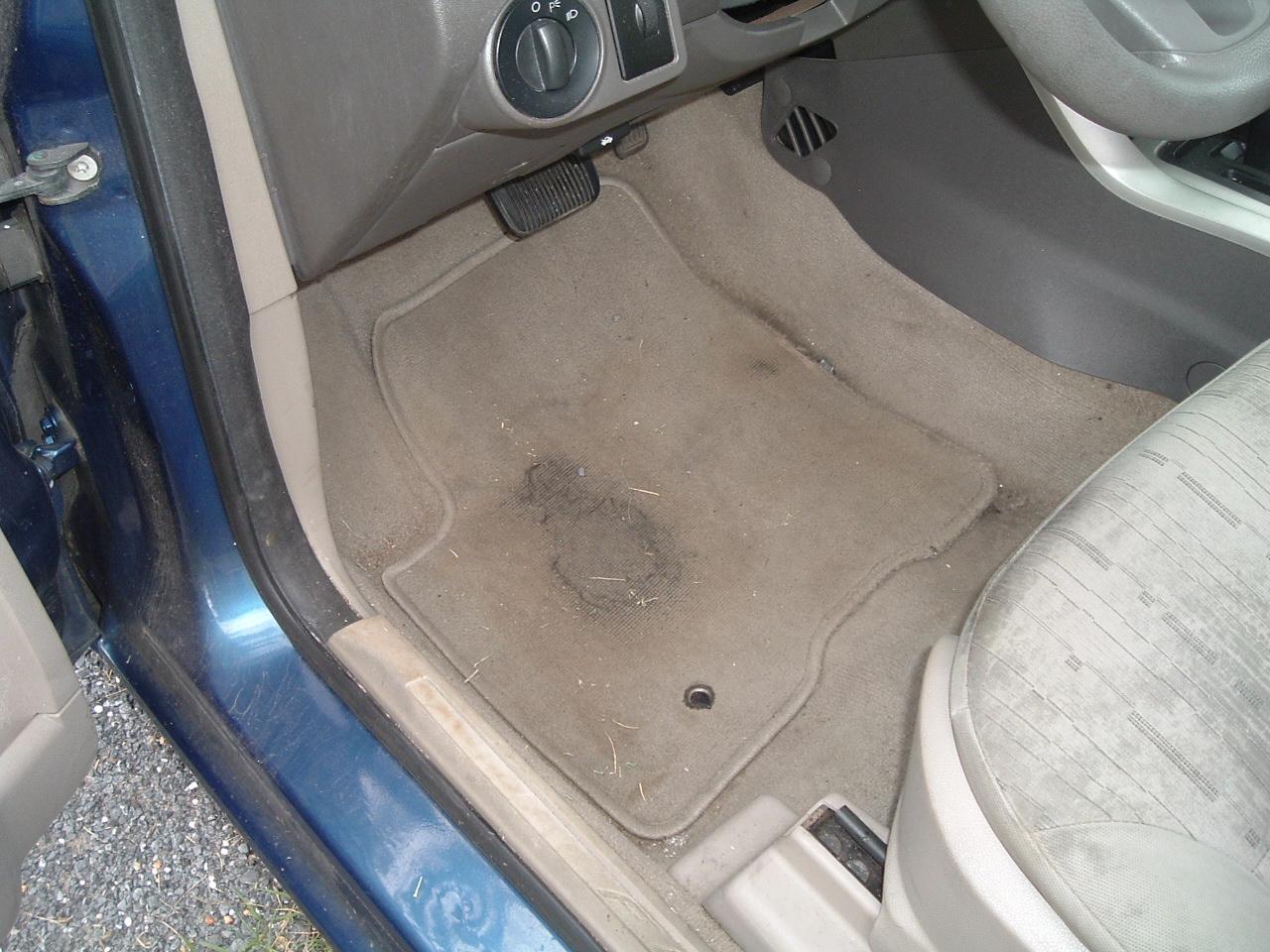 Ford Focus SE Sedan 2008