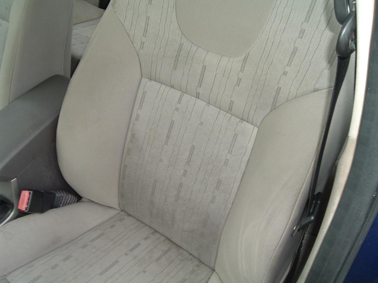 Ford Focus SE Sedan 2008