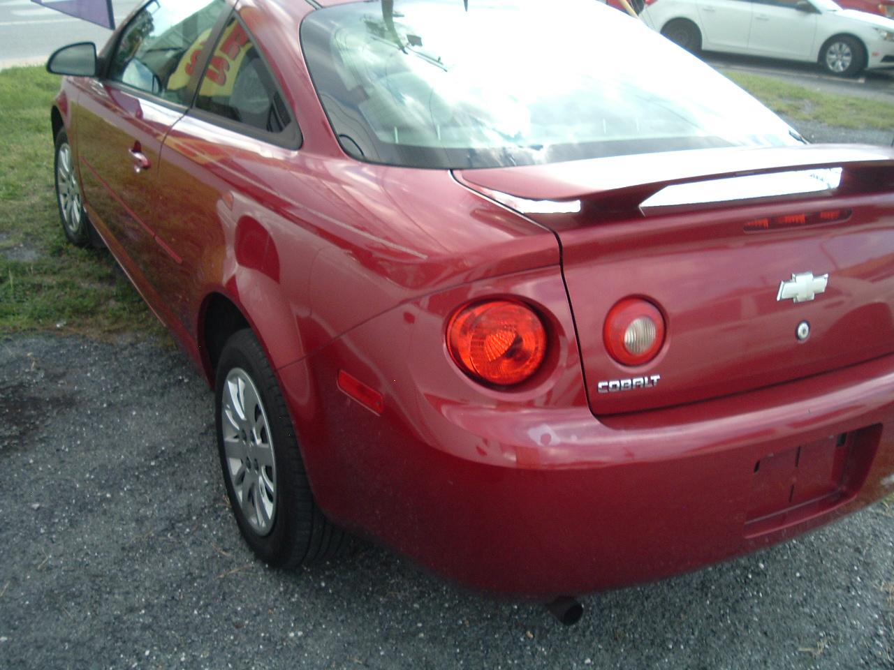 Chevrolet Cobalt LS Coupe 2010