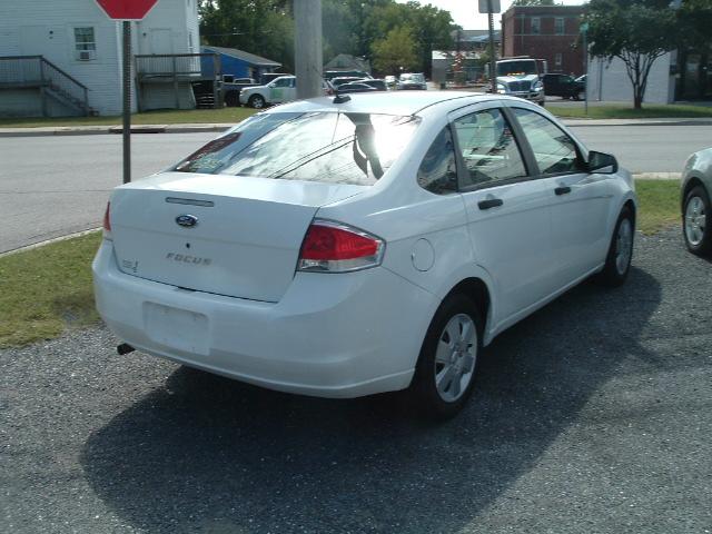 Ford Focus S Sedan 2008