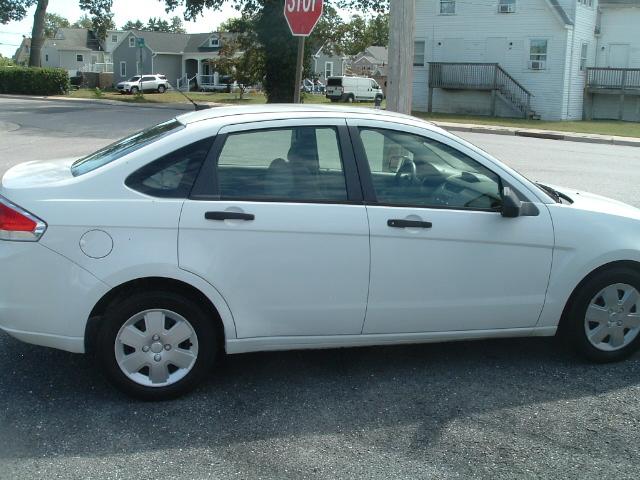 Ford Focus S Sedan 2008
