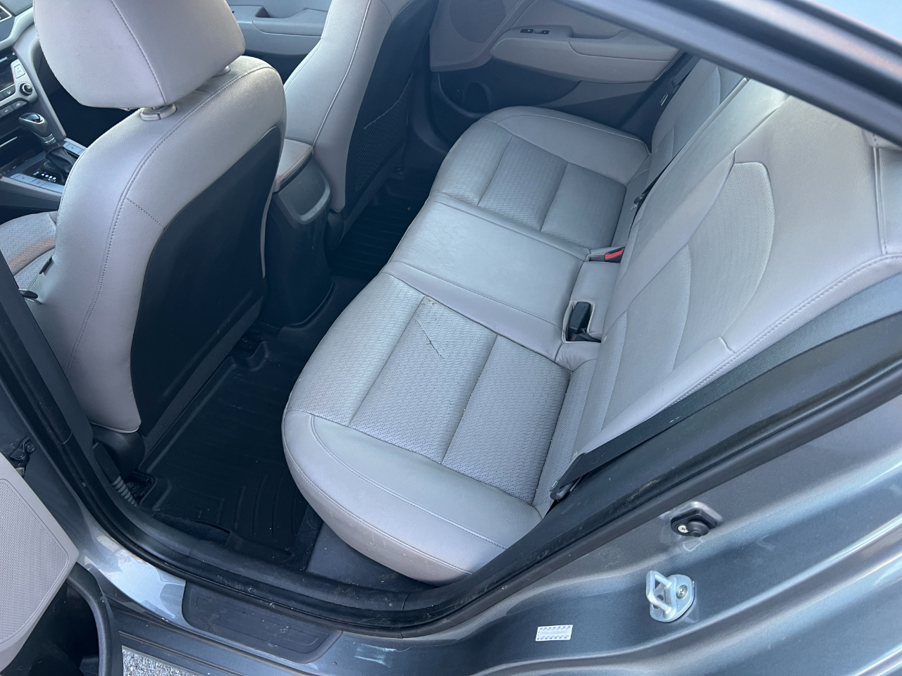 Hyundai Elantra Limited 2017