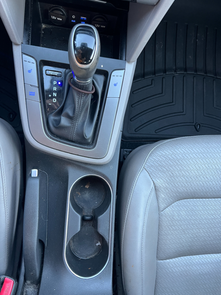 Hyundai Elantra Limited 2017