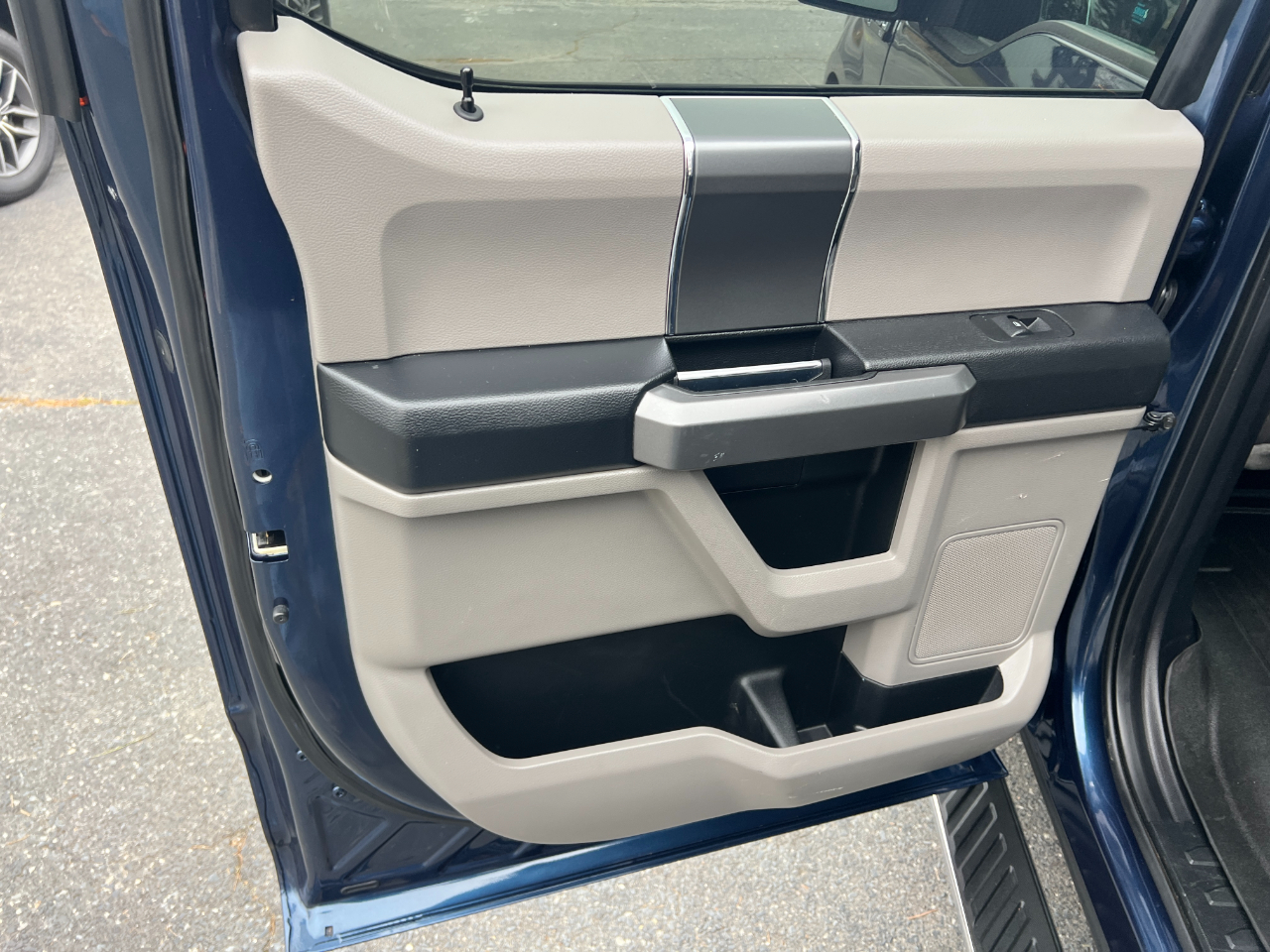 Ford F-150 XLT SuperCrew 5.5-ft. Bed 4WD 2016