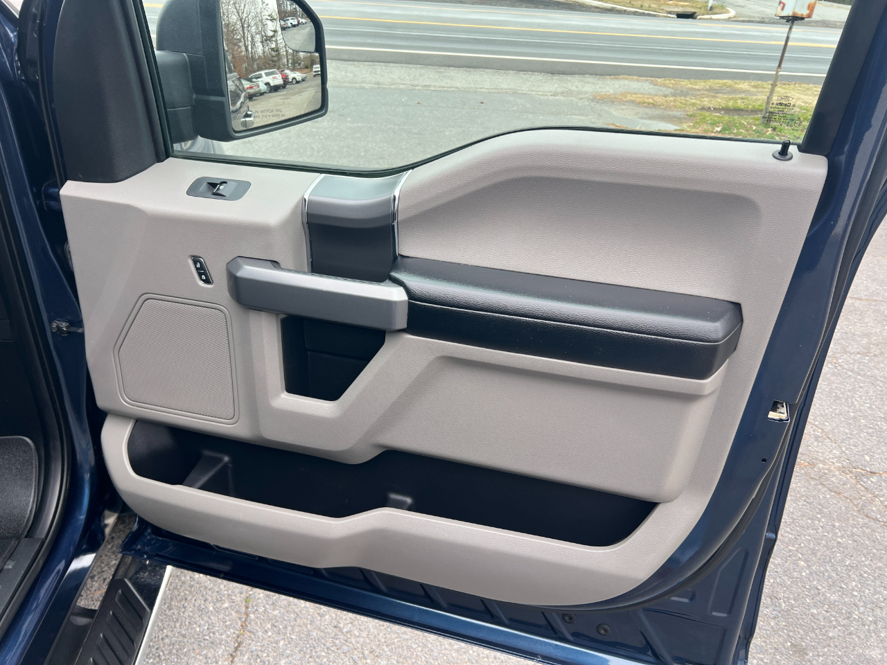 Ford F-150 XLT SuperCrew 5.5-ft. Bed 4WD 2016