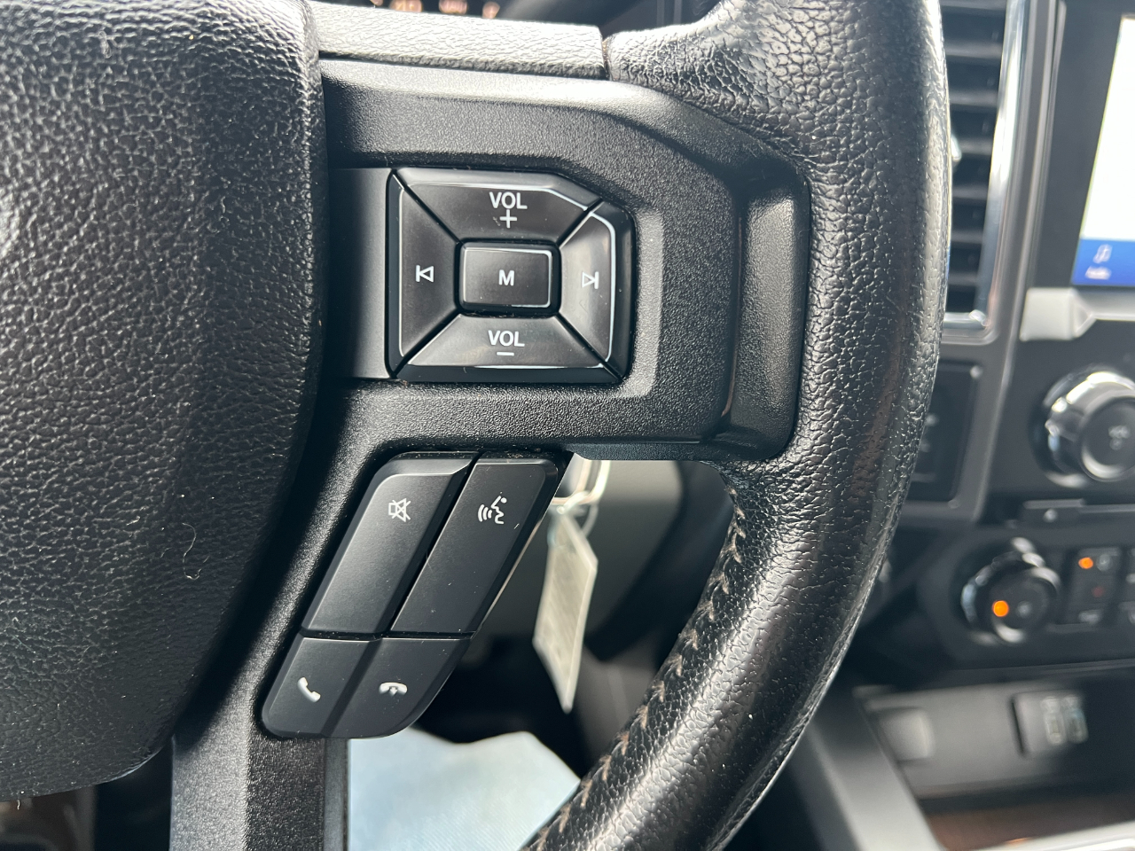 Ford F-150 XLT SuperCrew 5.5-ft. Bed 4WD 2016