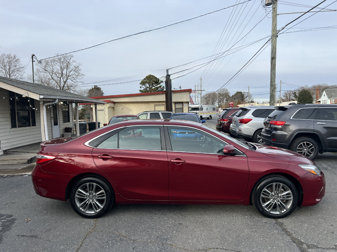 Toyota Camry SE 2017