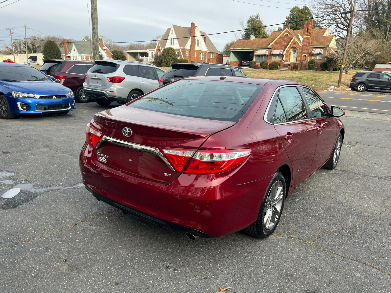 Toyota Camry SE 2017