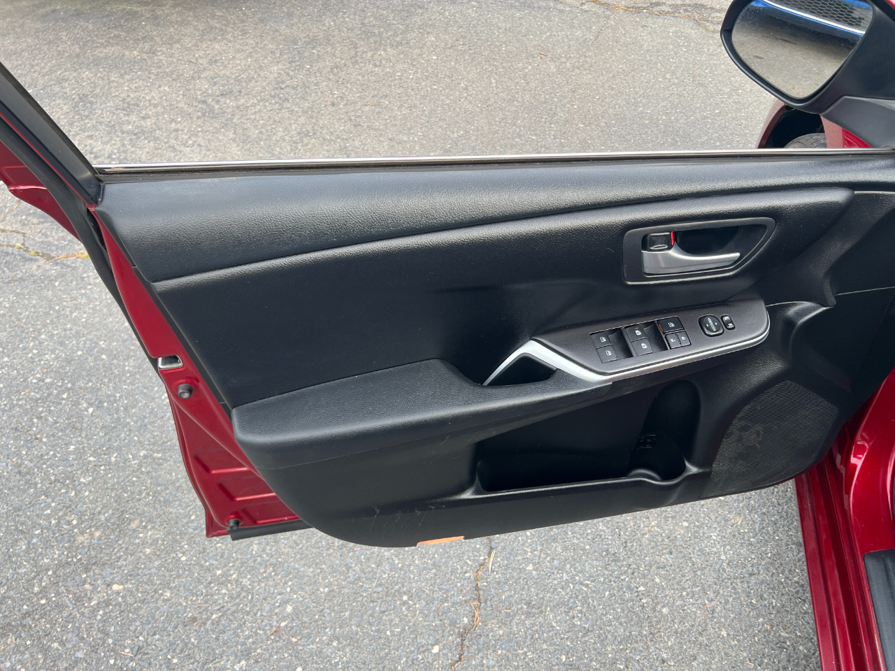 Toyota Camry SE 2017