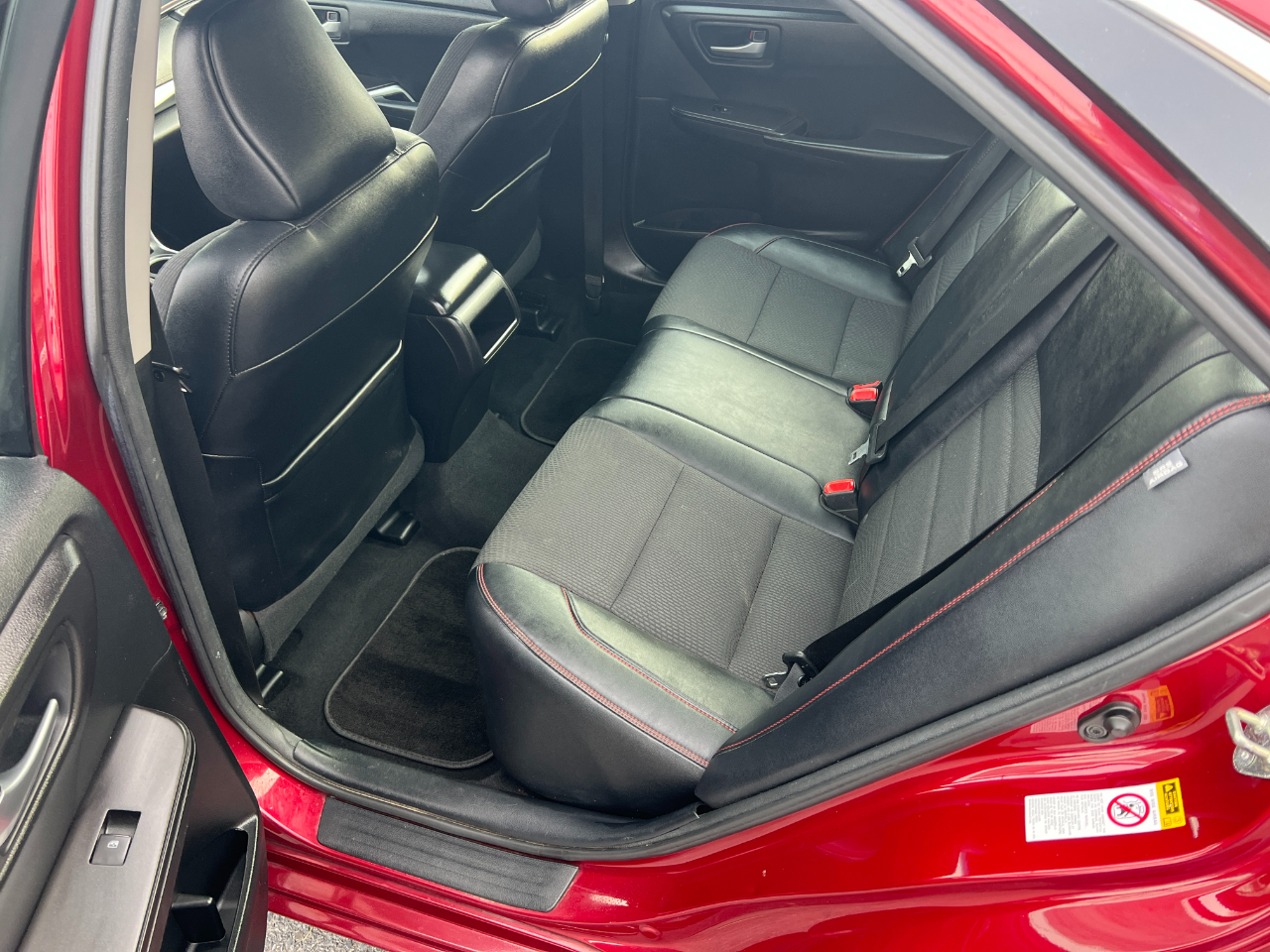 Toyota Camry SE 2017