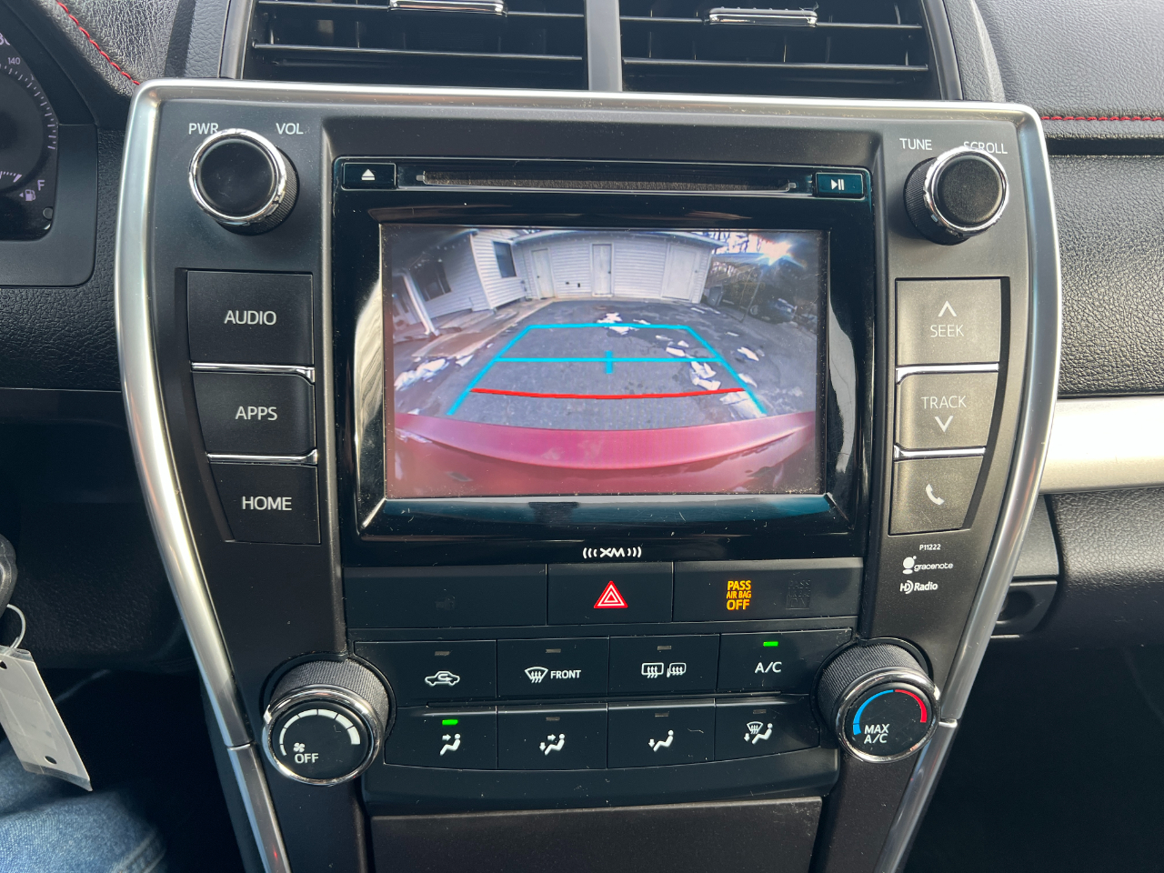 Toyota Camry SE 2017