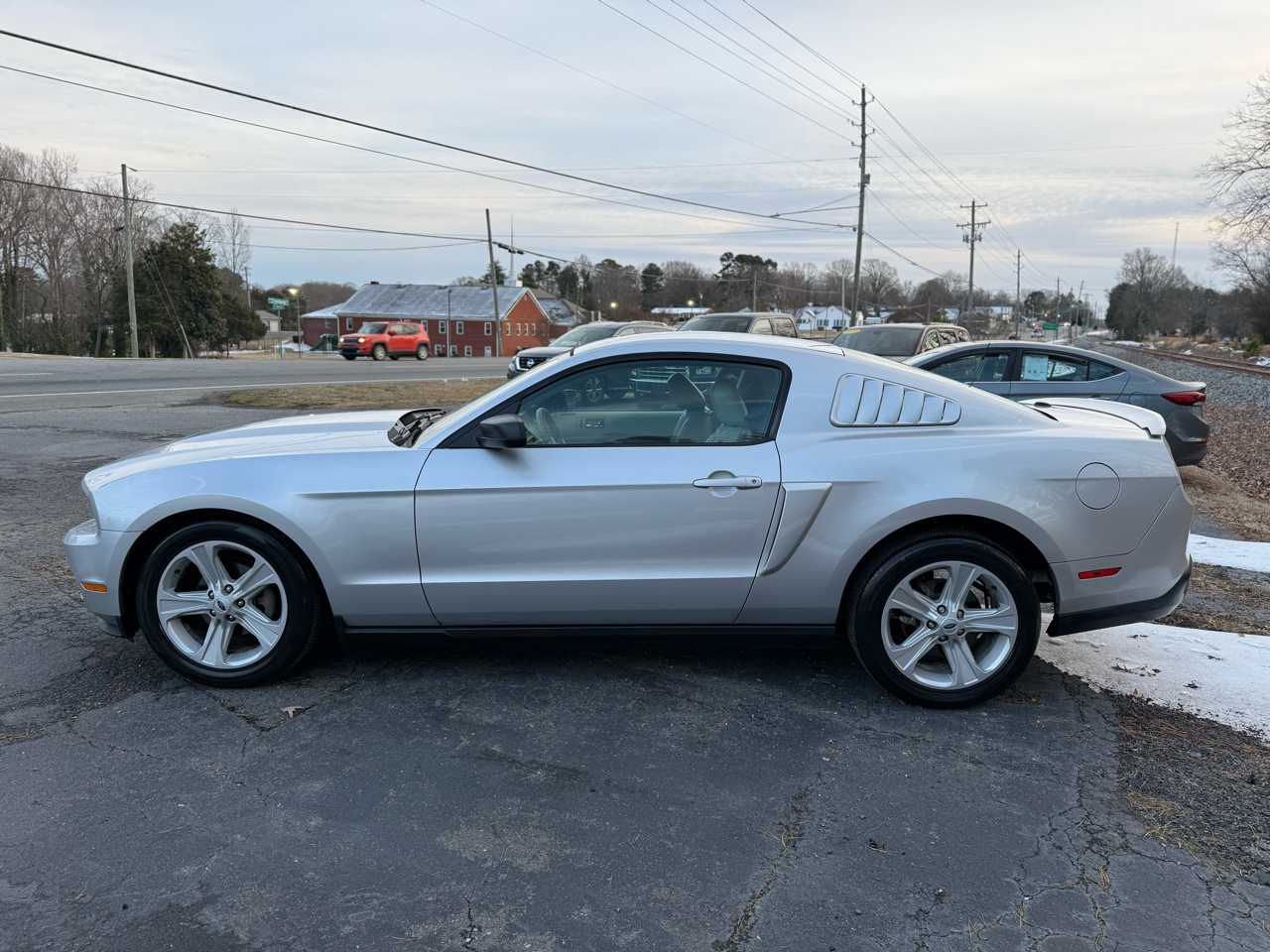 Ford Mustang V6 Coupe 2010
