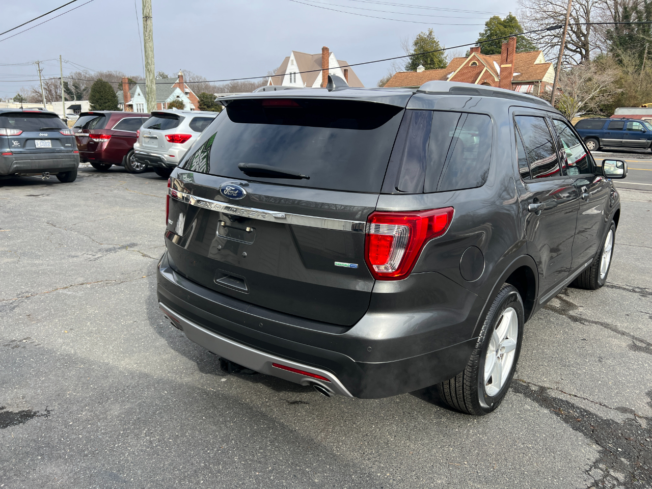 Ford Explorer XLT 4WD 2016