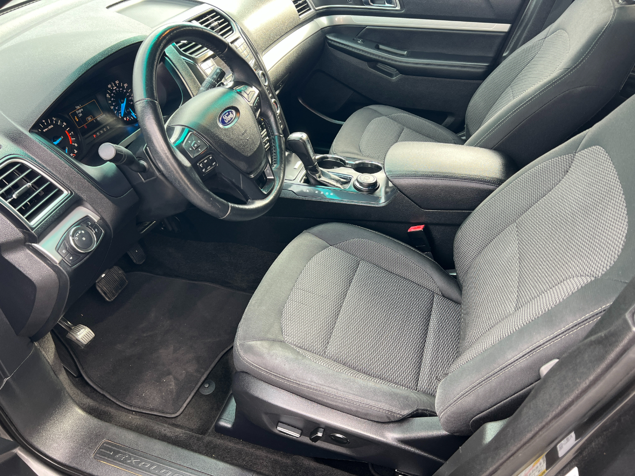 Ford Explorer XLT 4WD 2016