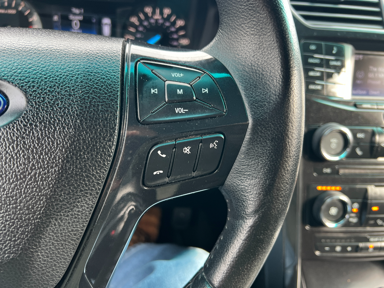 Ford Explorer XLT 4WD 2016