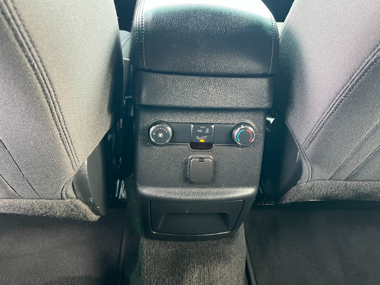 Ford Explorer XLT 4WD 2016