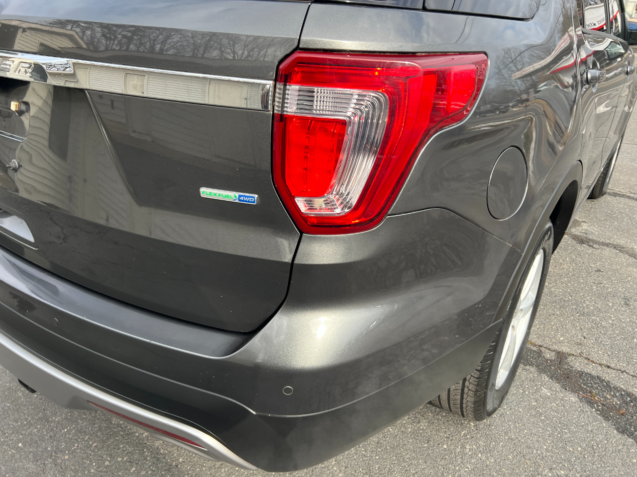 Ford Explorer XLT 4WD 2016