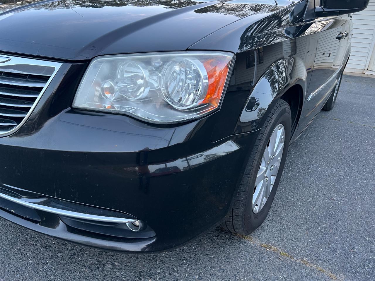 Chrysler Town & Country Touring 2014