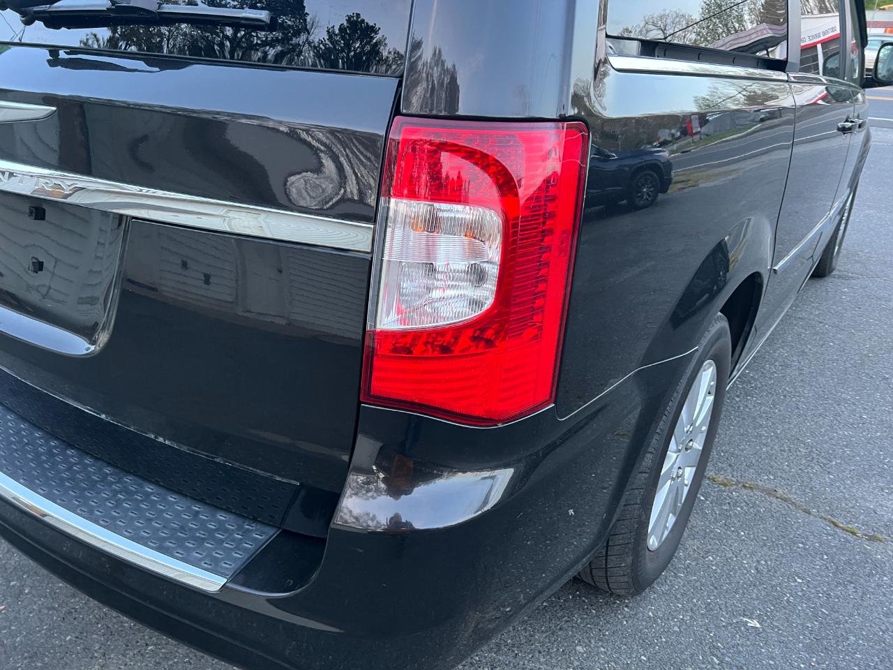 Chrysler Town & Country Touring 2014