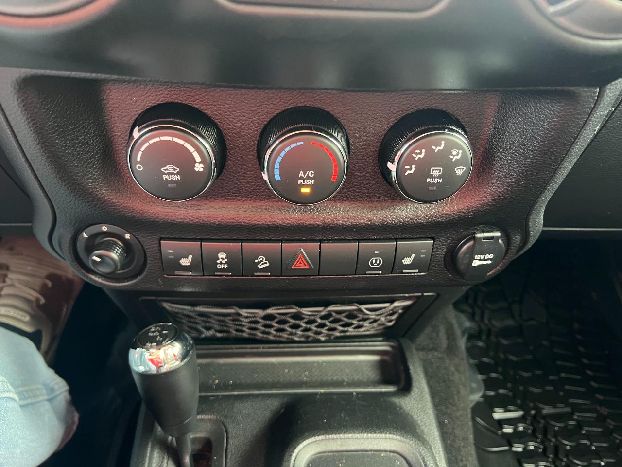 Jeep Wrangler Unlimited Sport 4WD 2017