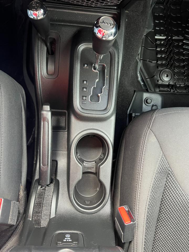 Jeep Wrangler Unlimited Sport 4WD 2017