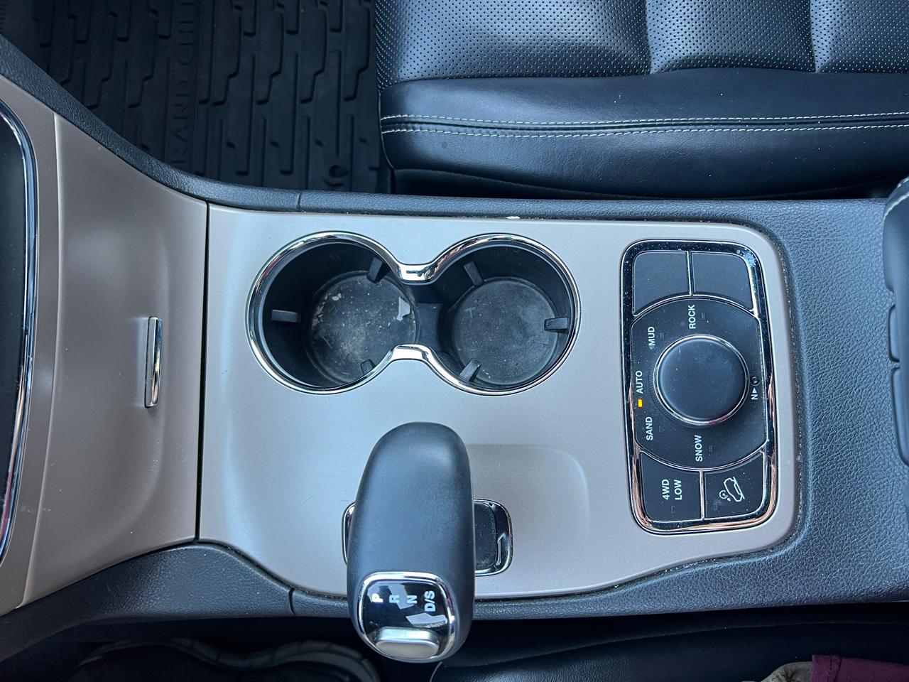 Jeep Grand Cherokee Limited 4WD 2015