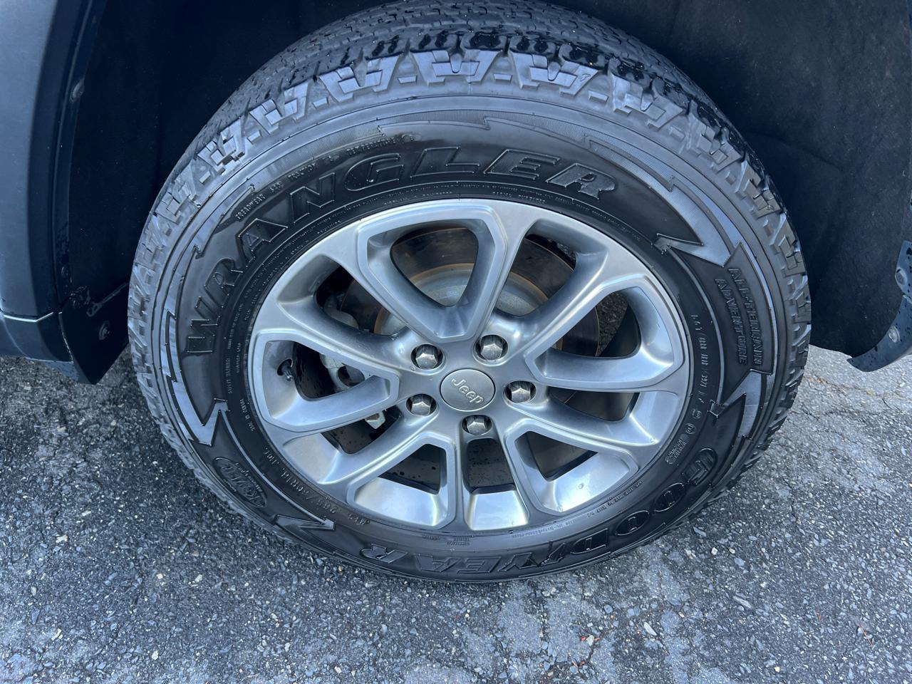 Jeep Grand Cherokee Limited 4WD 2015