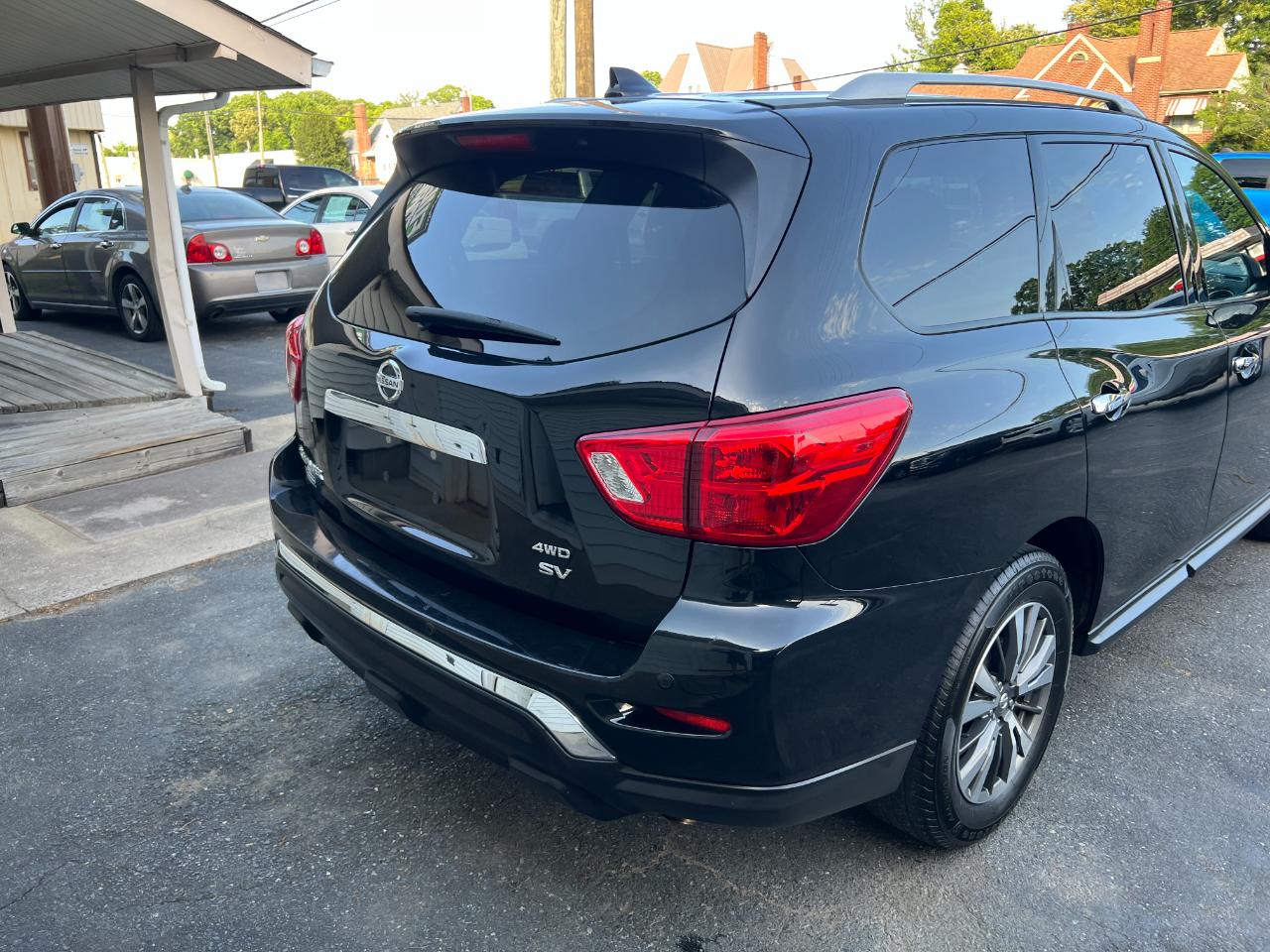 Nissan Pathfinder SV 4WD 2020