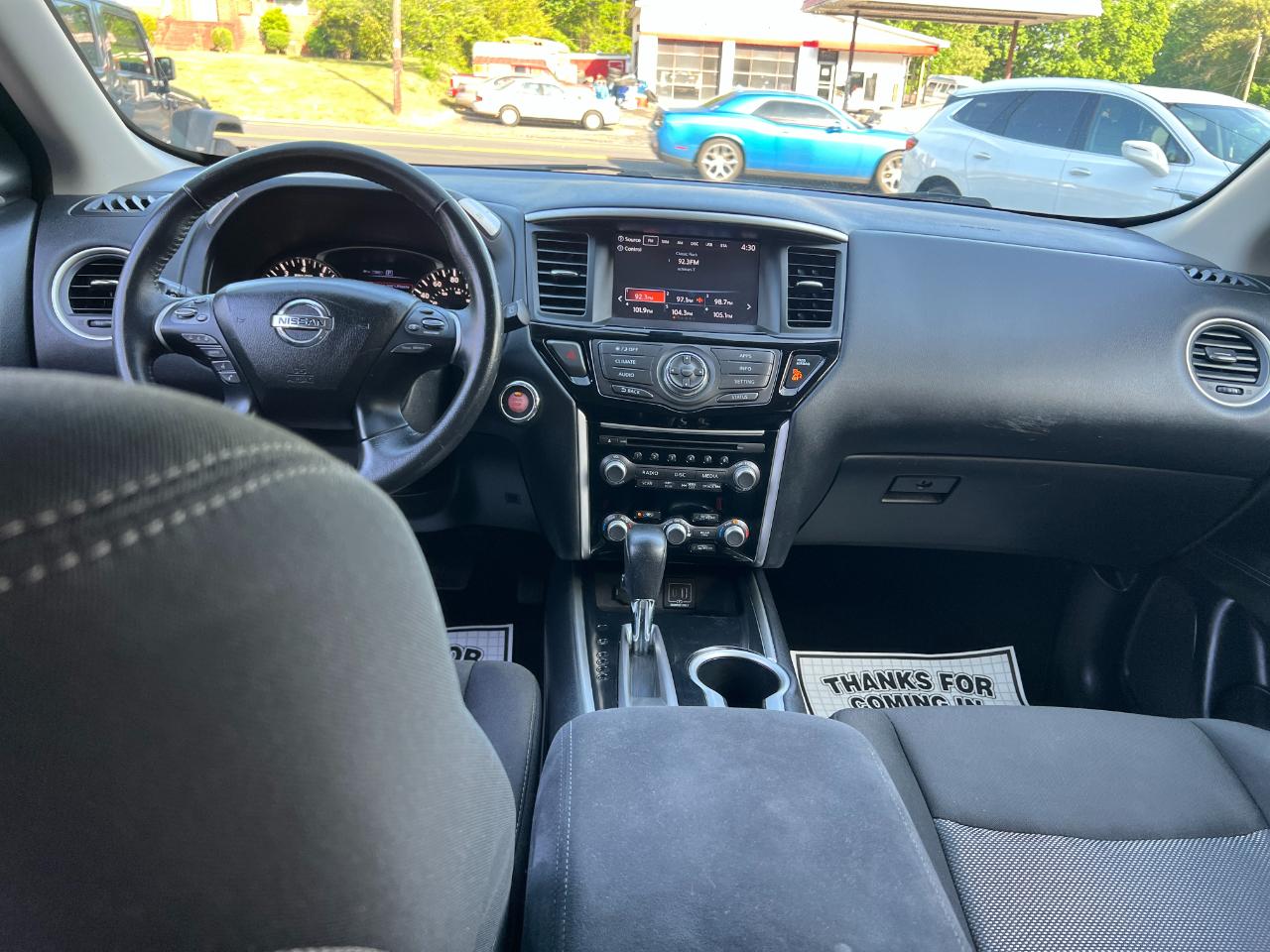 Nissan Pathfinder SV 4WD 2020