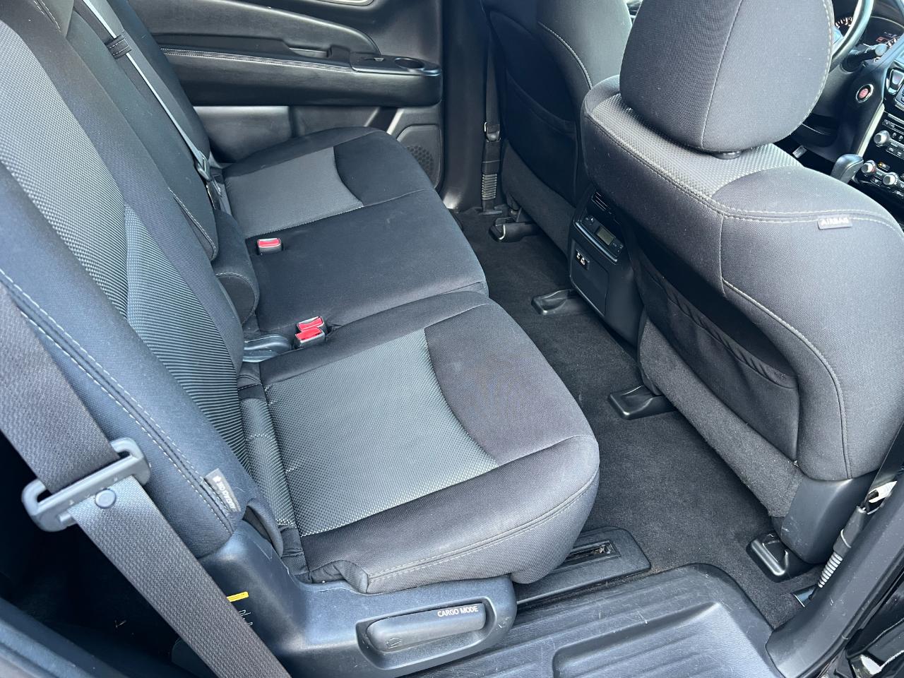 Nissan Pathfinder SV 4WD 2020