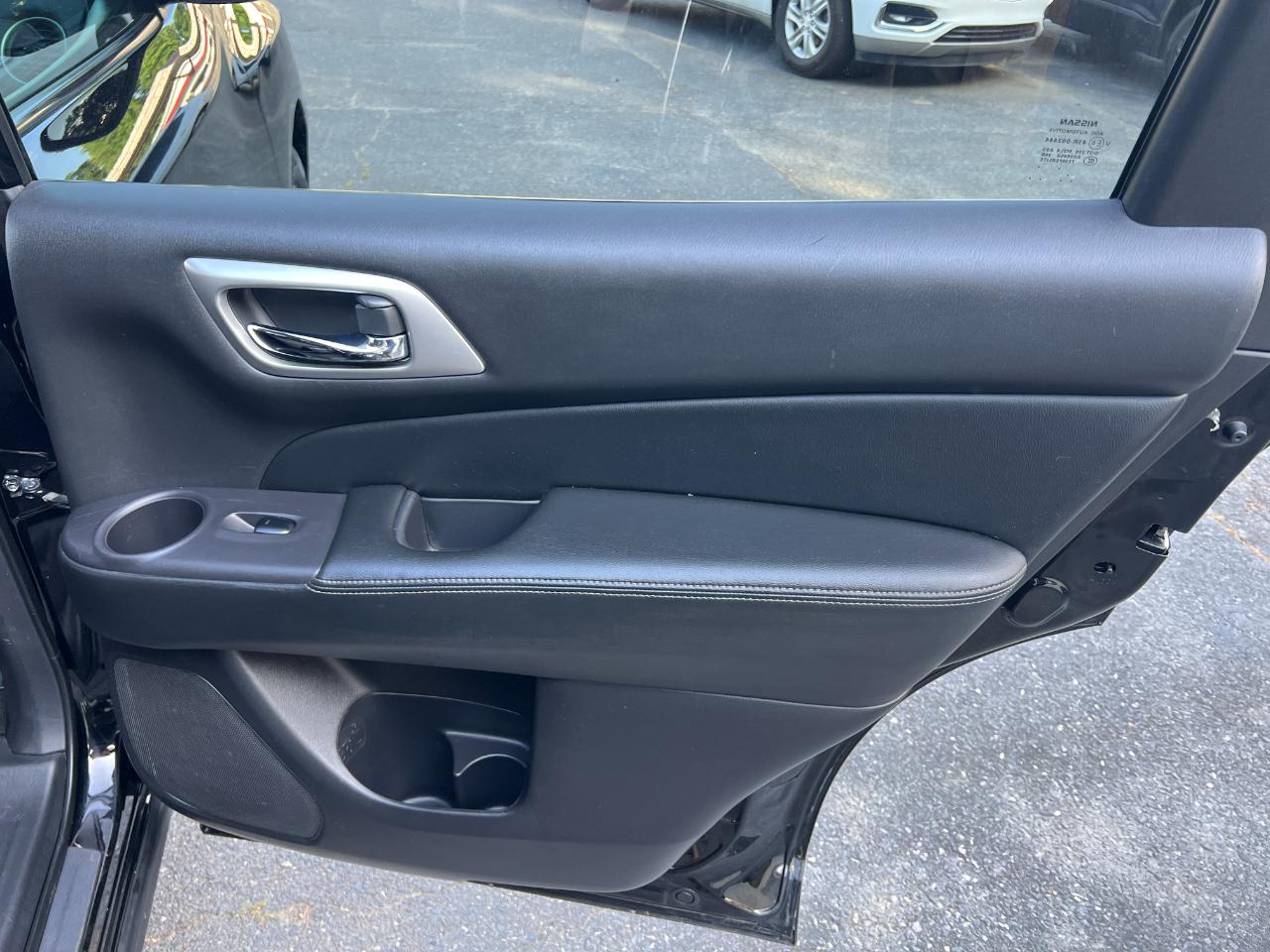 Nissan Pathfinder SV 4WD 2020