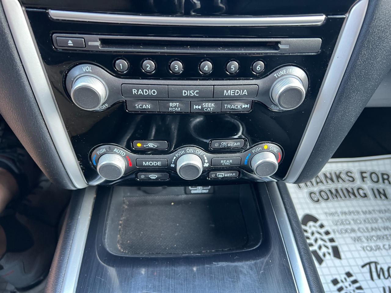 Nissan Pathfinder SV 4WD 2020