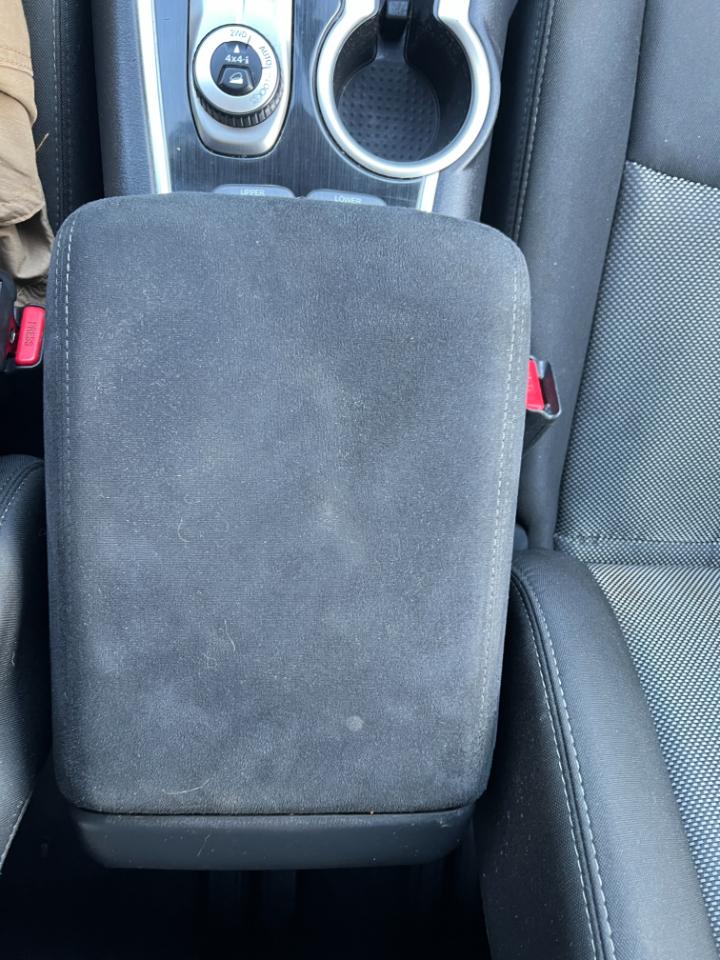 Nissan Pathfinder SV 4WD 2020