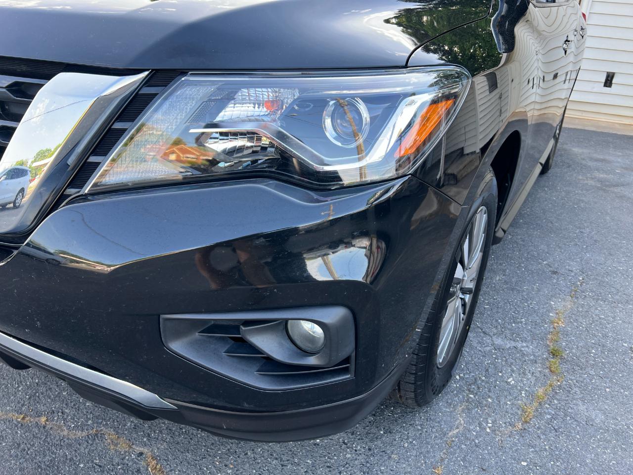 Nissan Pathfinder SV 4WD 2020