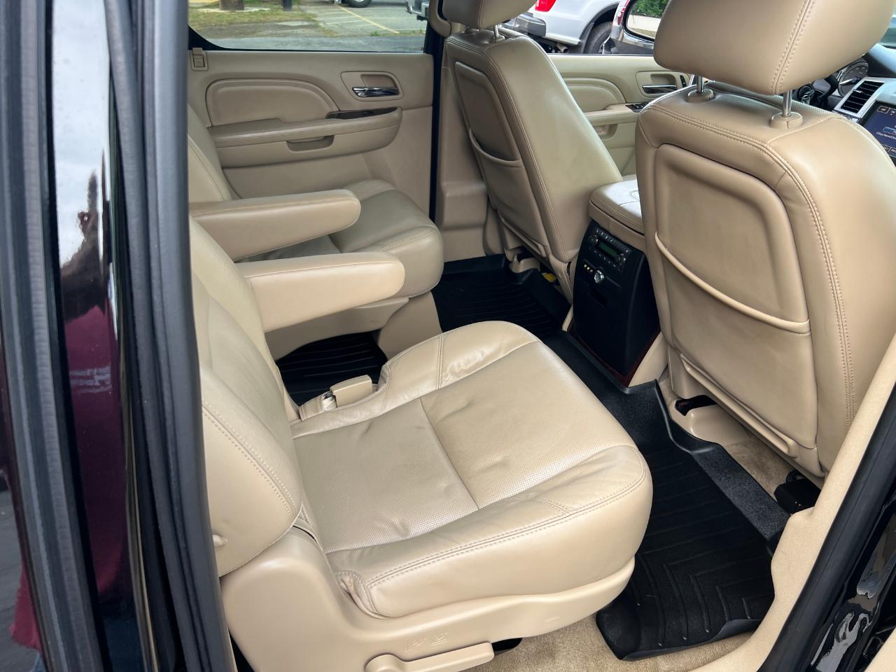 Cadillac Escalade ESV AWD Premium 2014