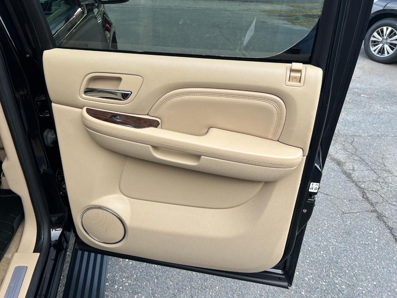 Cadillac Escalade ESV AWD Premium 2014