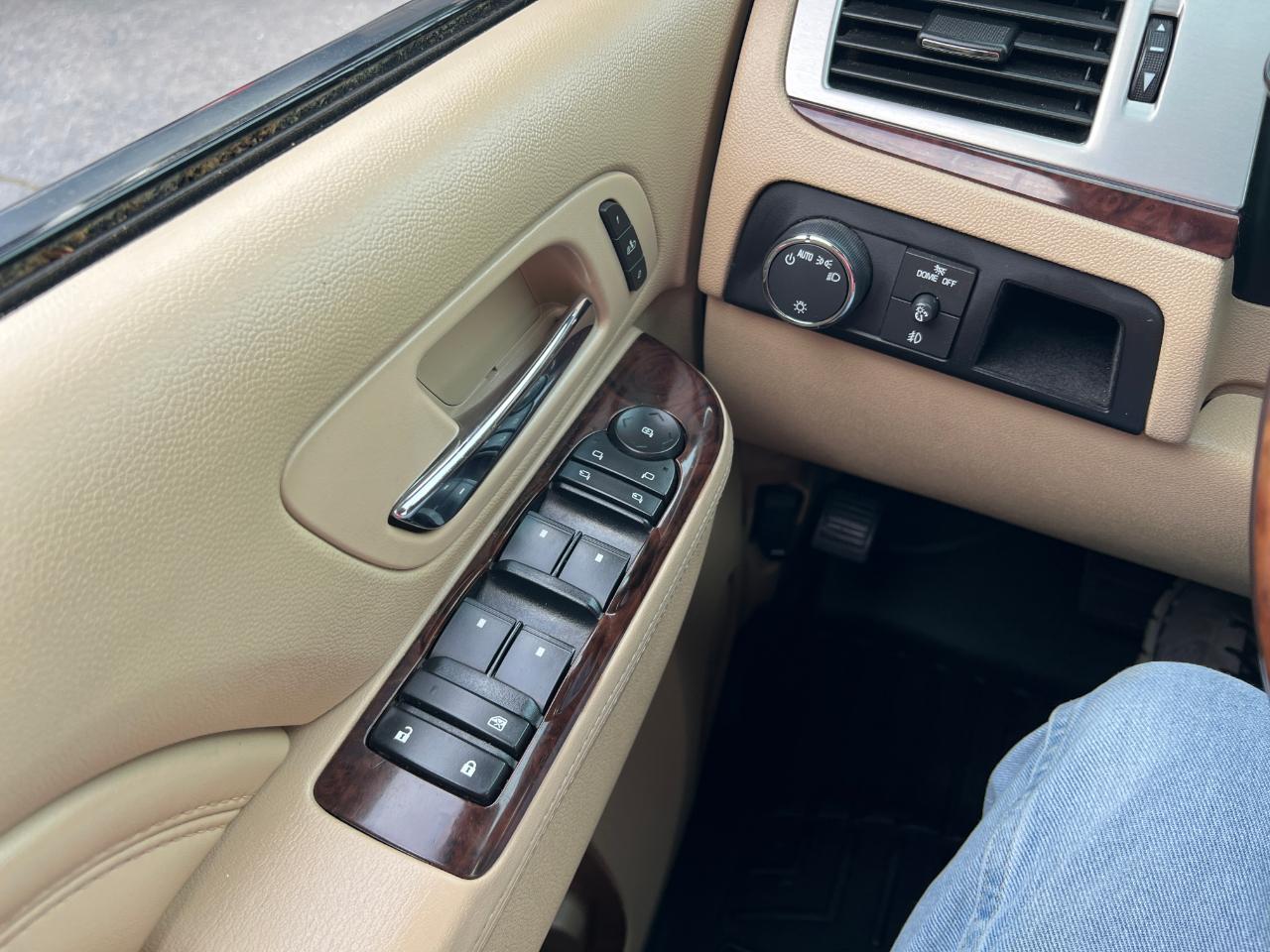 Cadillac Escalade ESV AWD Premium 2014