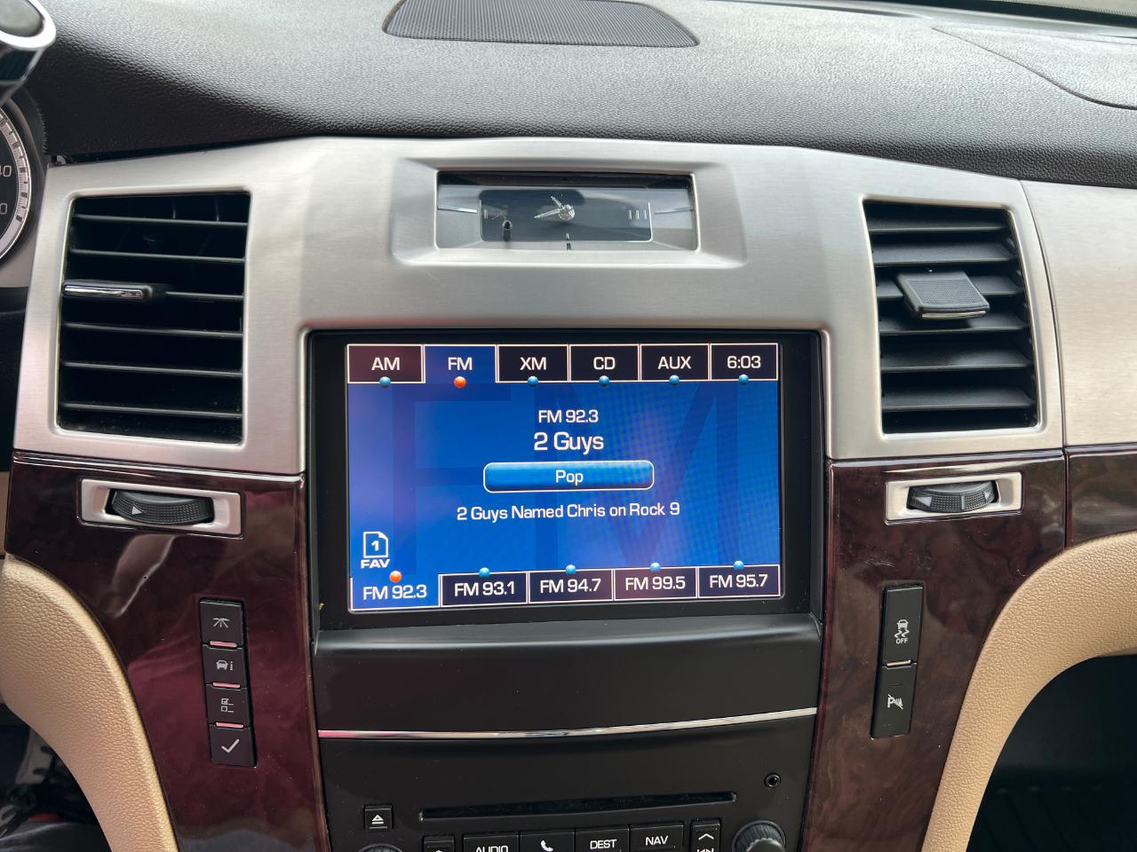Cadillac Escalade ESV AWD Premium 2014