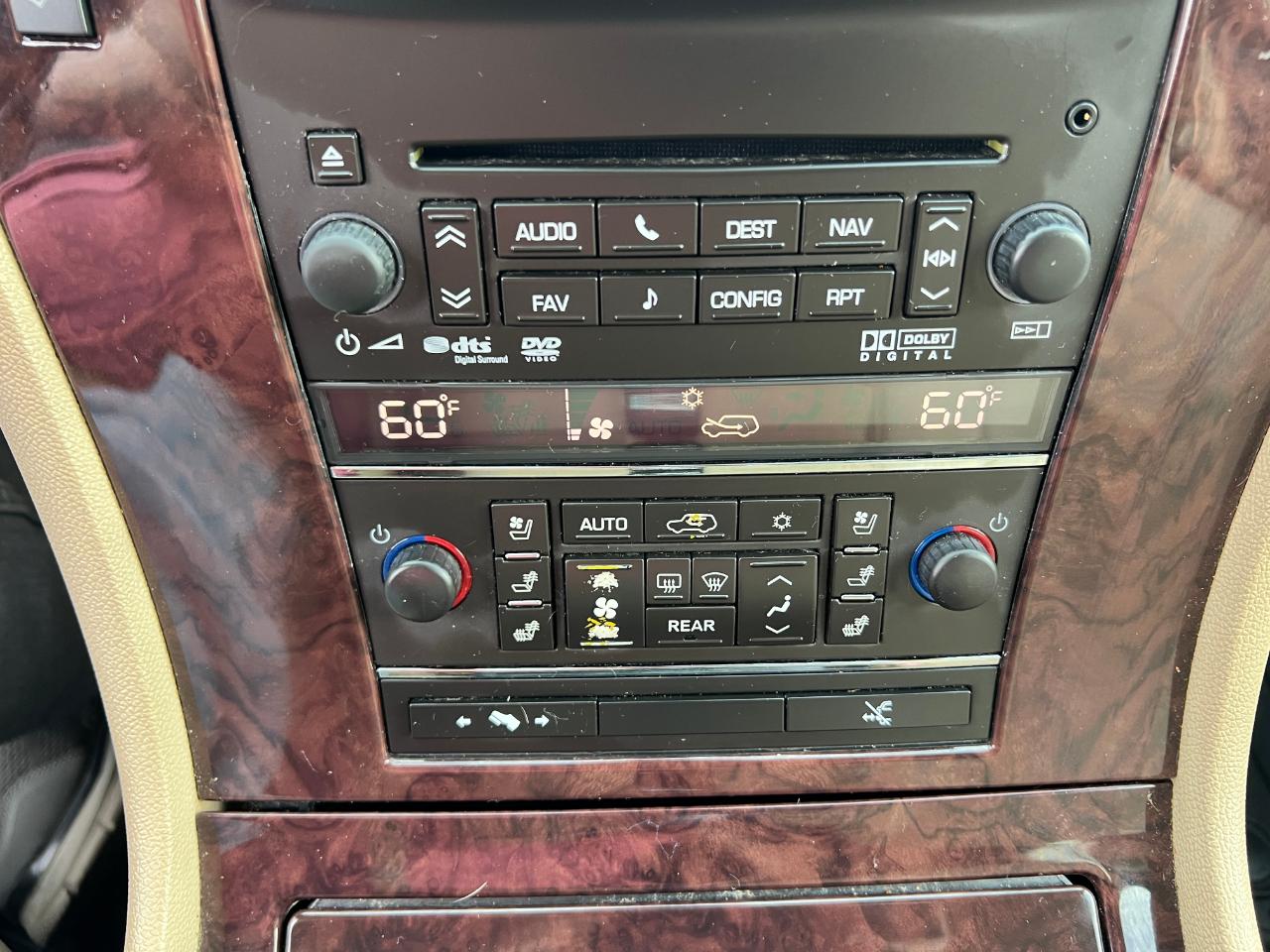 Cadillac Escalade ESV AWD Premium 2014