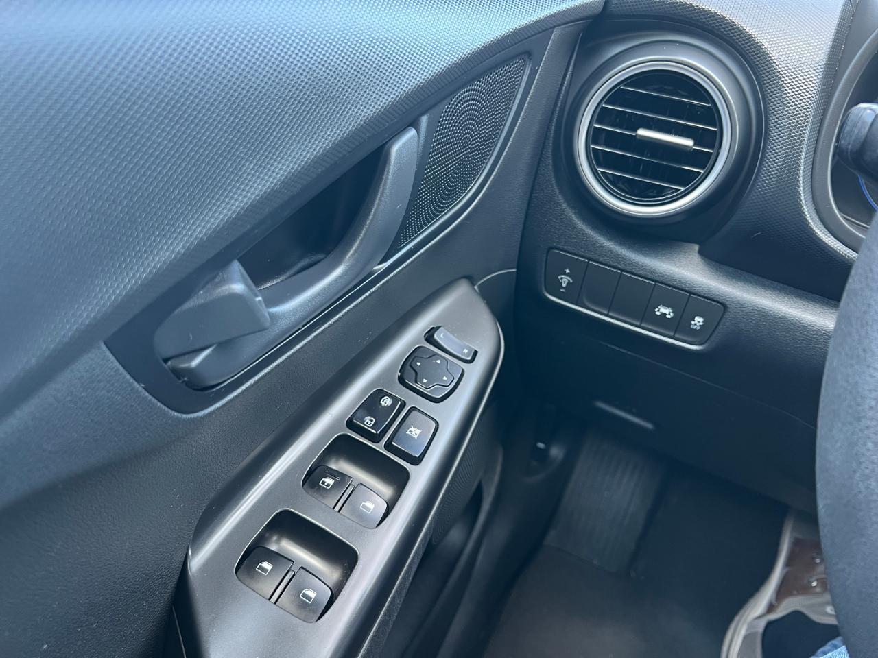 Hyundai Kona SE 2019