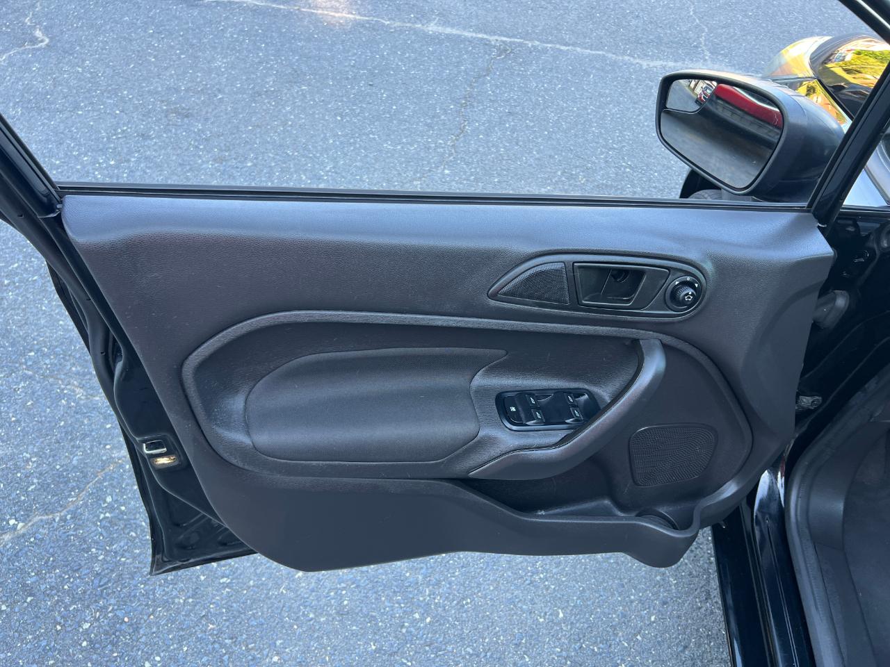 Ford Fiesta SE Sedan 2019